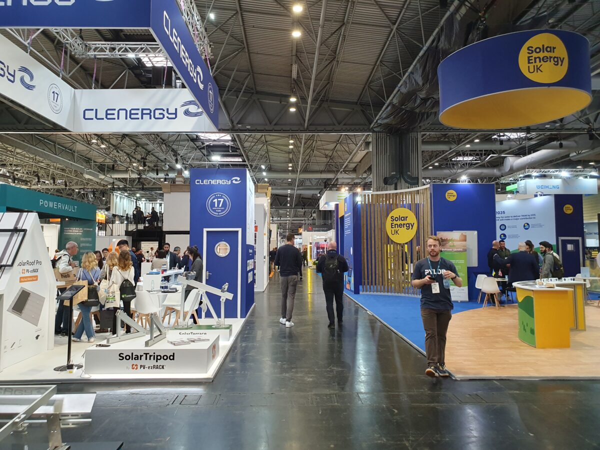 El mercado solar del Reino Unido se prepara para un auge con nuevas políticas y soluciones innovadoras en almacenamiento de energía