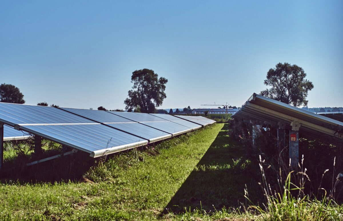 Moldavia acelera su transición energética duplicando su capacidad solar en un año